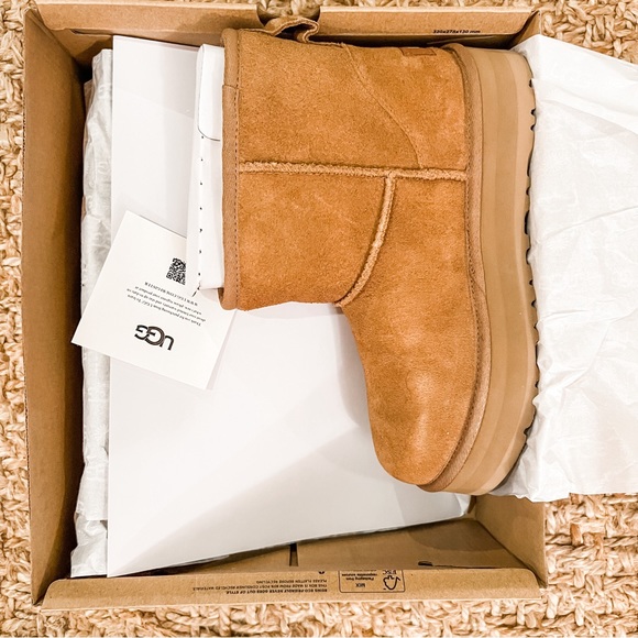 NWT UGG Classic Mini Platform Chestnut Size Y5/Women 6.5 - Picture 5 of 16